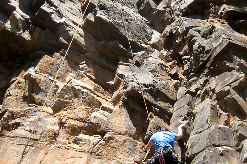 Rock Climbing near Parvati River Kasol